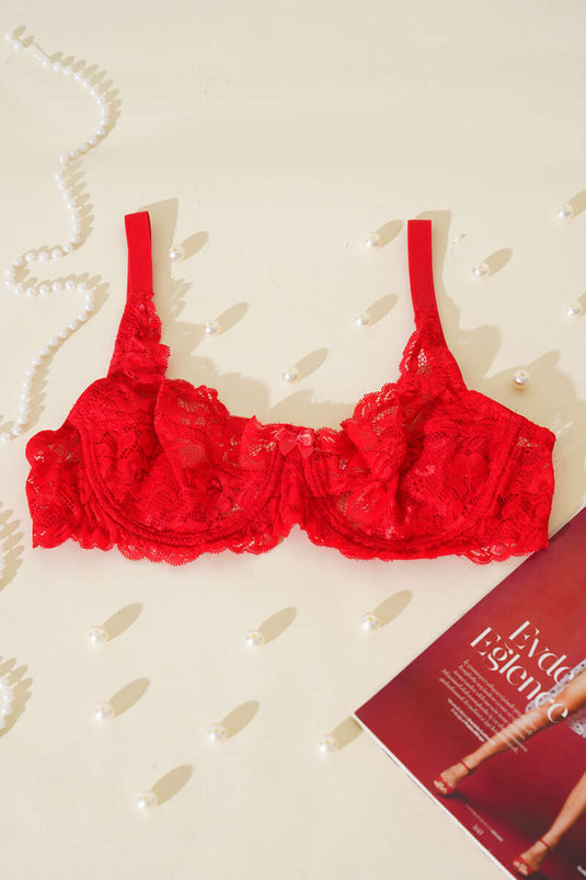 Soutien-gorge à armatures en dentelle rouge