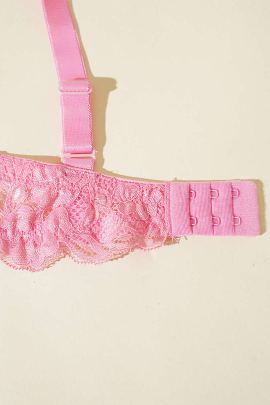Soutien-gorge rose à armatures en dentelle
