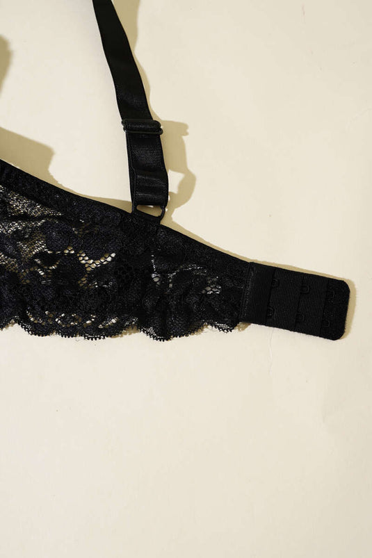 Soutien-gorge à armatures en dentelle noire