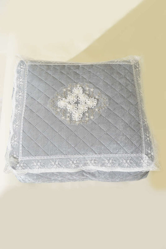 Lace Velvet Bundle Pouch Gray