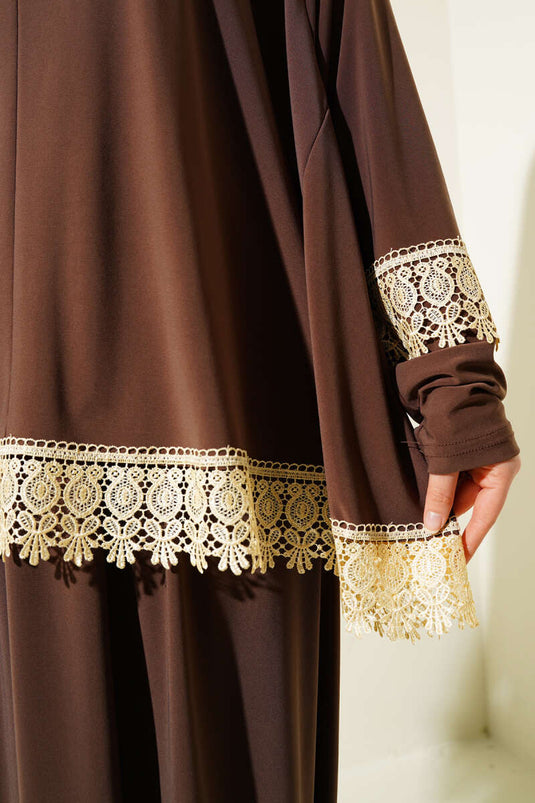 Ensemble de prière en dentelle marron