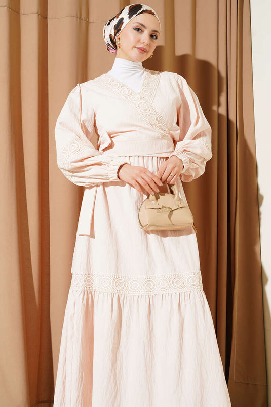 Ensemble beige à nouer devant avec dentelle
