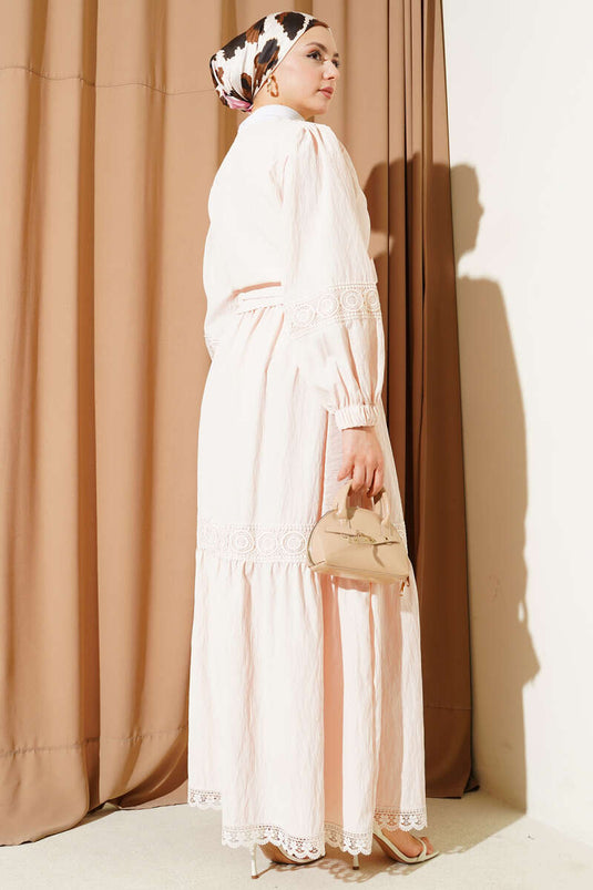Ensemble beige à nouer devant avec dentelle