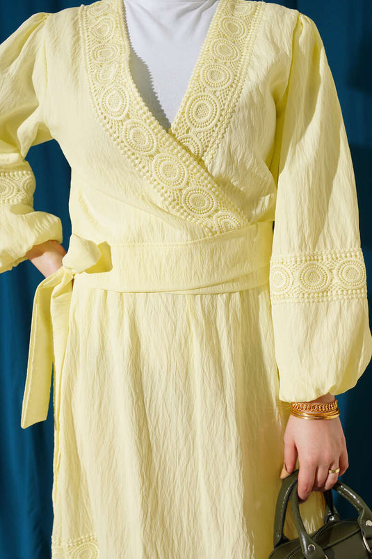 Lace Front-Tied Set Yellow