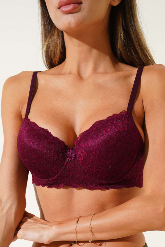 حمالة صدر دانتيل أرجوانية