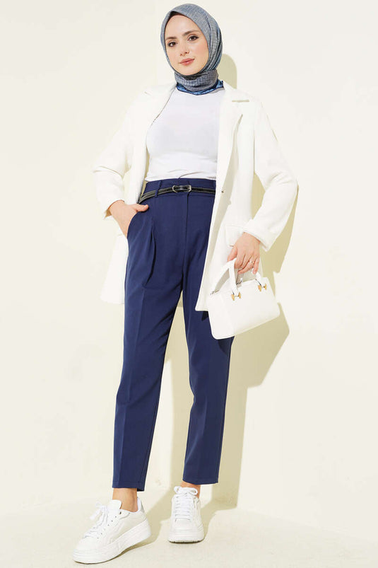 Pantaloni in tessuto con pieghe e cintura a vita alta blu scuro