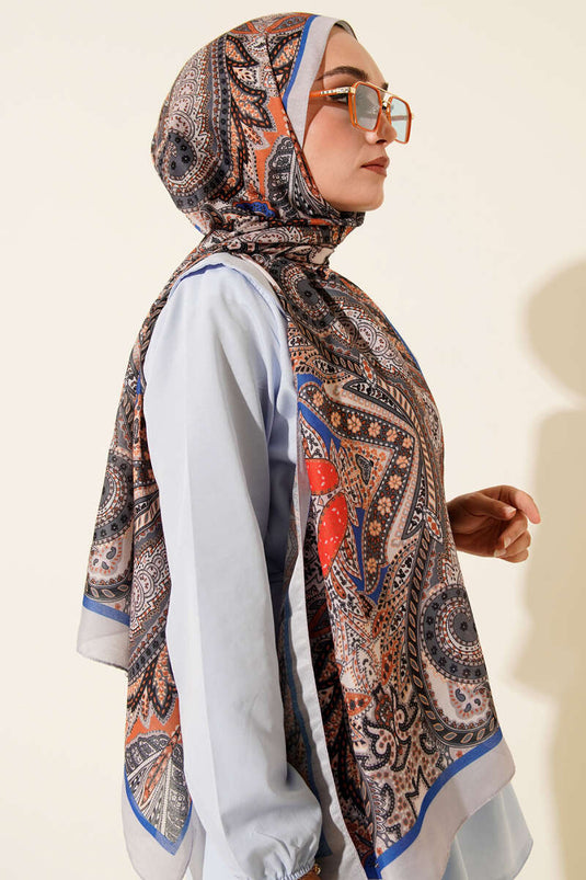 Châle doux gris à motif rétro foncé