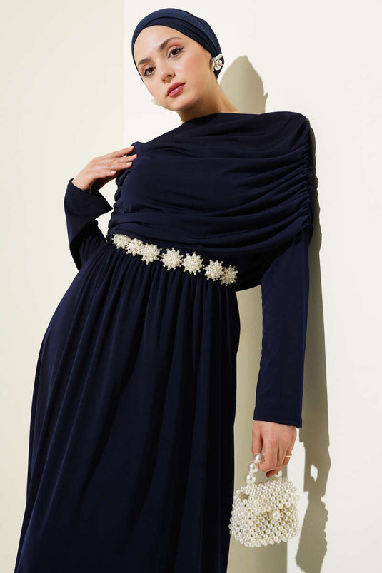 فستان ساندي مع رقبة واسعة، أزرق داكن