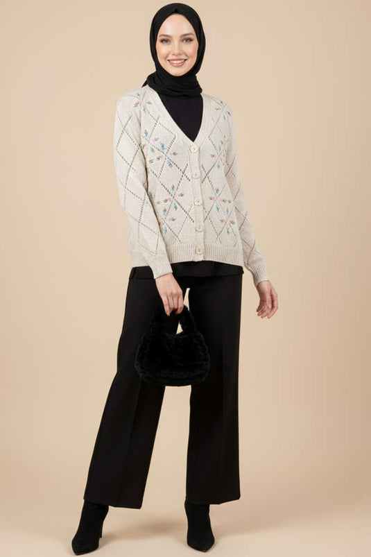 Delikli Çiçek Nakışlı Triko Hırka Taş