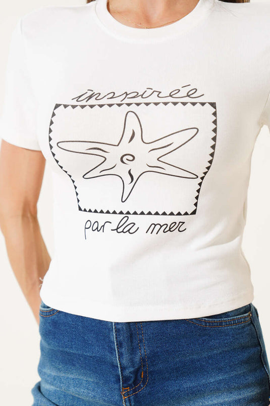 Top corto con estampado de estrellas de mar en color crudo