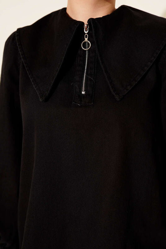 Ensemble deux pièces en denim bleu marine avec col zippé et noir