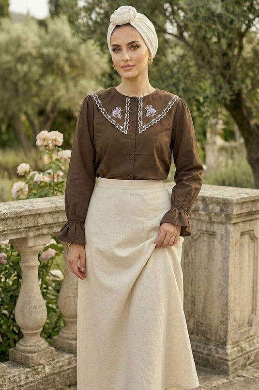 Chemise brodée col marin marron