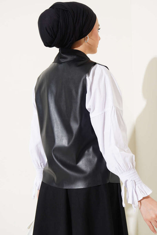 Chaleco corto de cuero negro