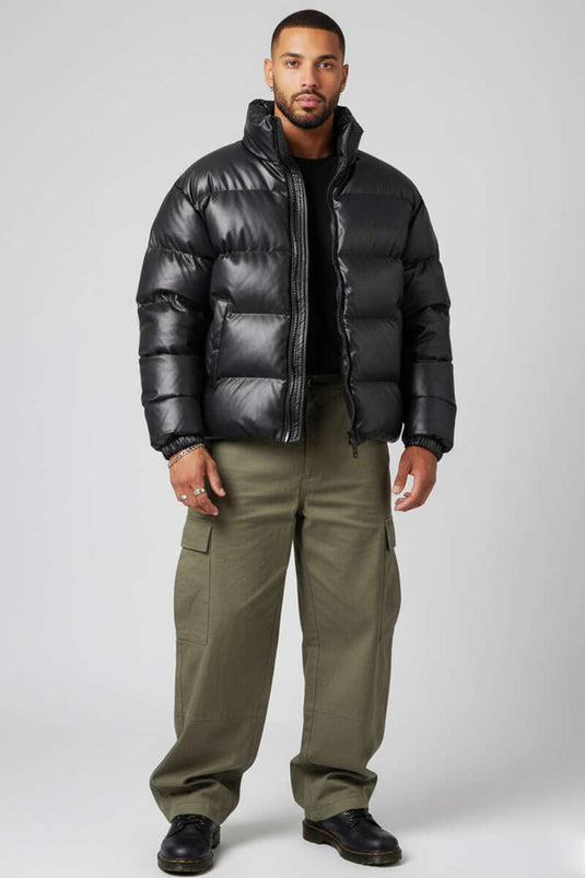 جاكيت جلد أسود كبير الحجم منفوخ