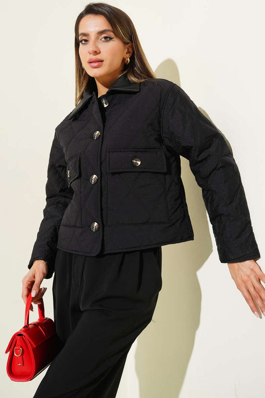 جاكيت قصير مبطن بياقة جلدية سوداء