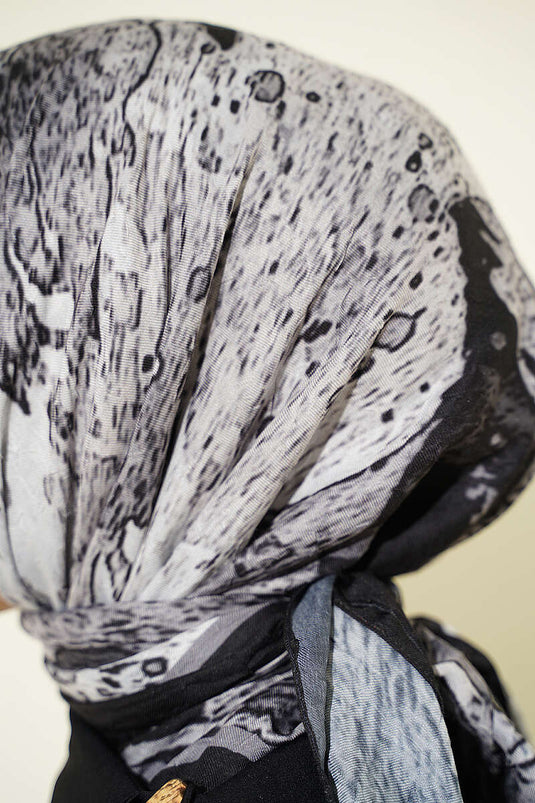 Patterned Ayda Bamboo Scarf Black