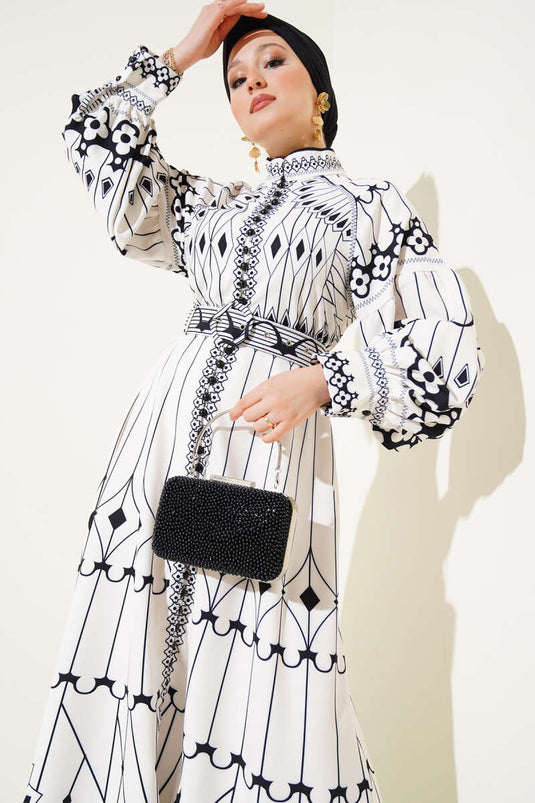 Robe mini boutonnée à manches ballon à motifs blanche