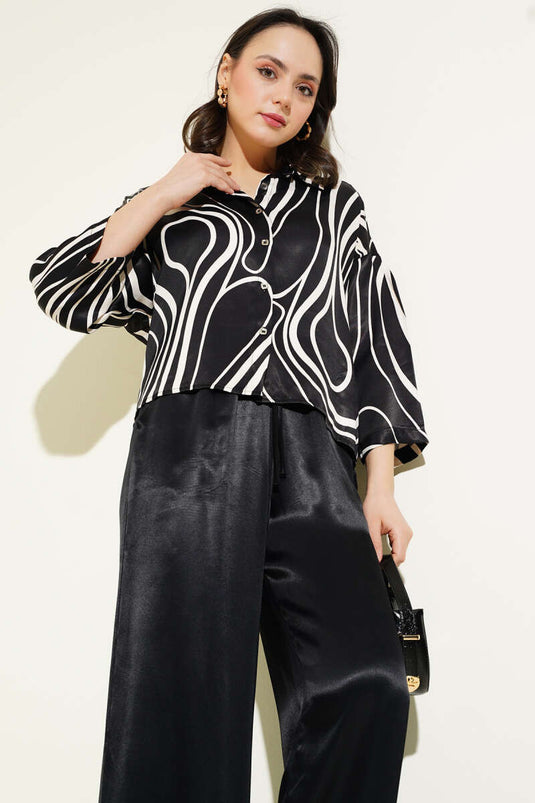 Gemusterter Kurzhemd-Satin-Zweiteiler Schwarz