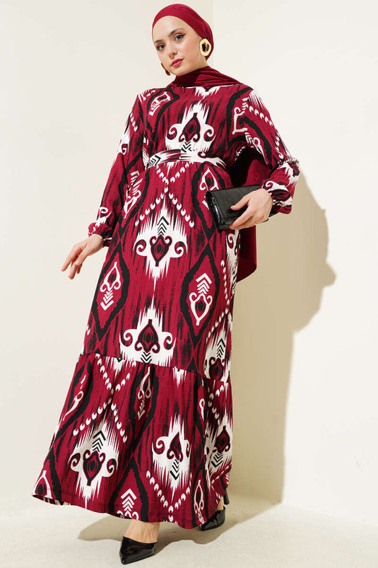 Robe à volants ceinturée à motifs, bordeaux