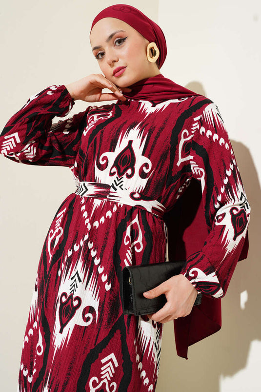 Robe à volants ceinturée à motifs, bordeaux