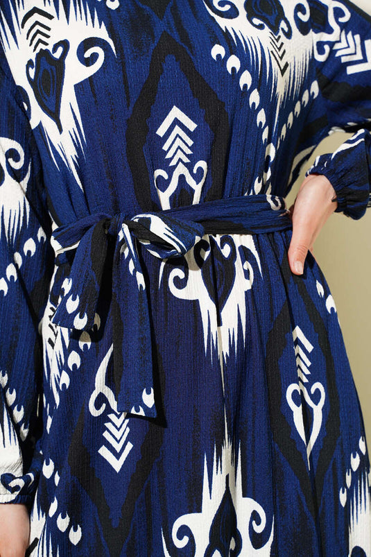 Robe à volants ceinturée à motifs bleu marine