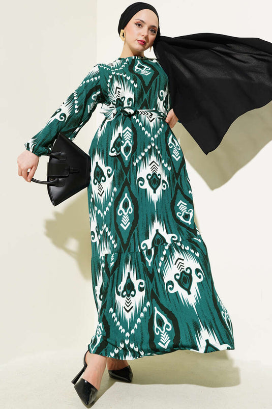 Robe à volants ceinturée à motifs émeraude