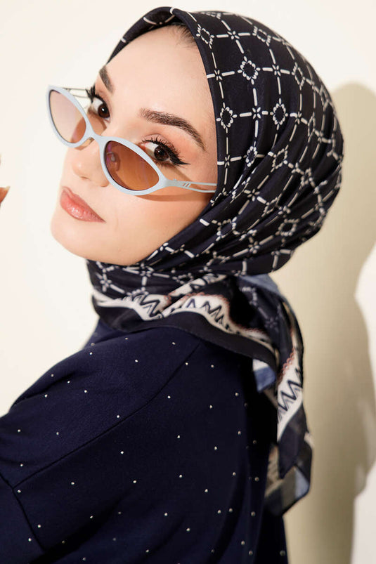 مجموعة أوشحة منقوشة باللون الأزرق الداكن (8 قطع)