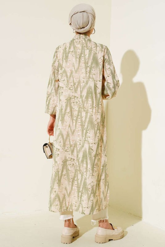 Langes Hemd mit gemusterten Metallknöpfen in Grün