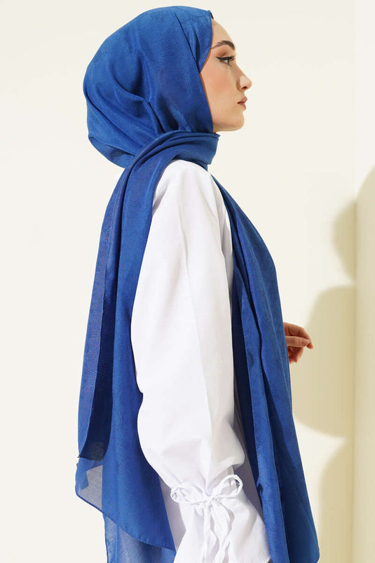 شال منقوش بنقشة الأحرف الأولى (ساكس)