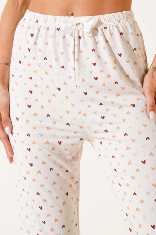 Gemusterter Pyjama, Cremeweiß