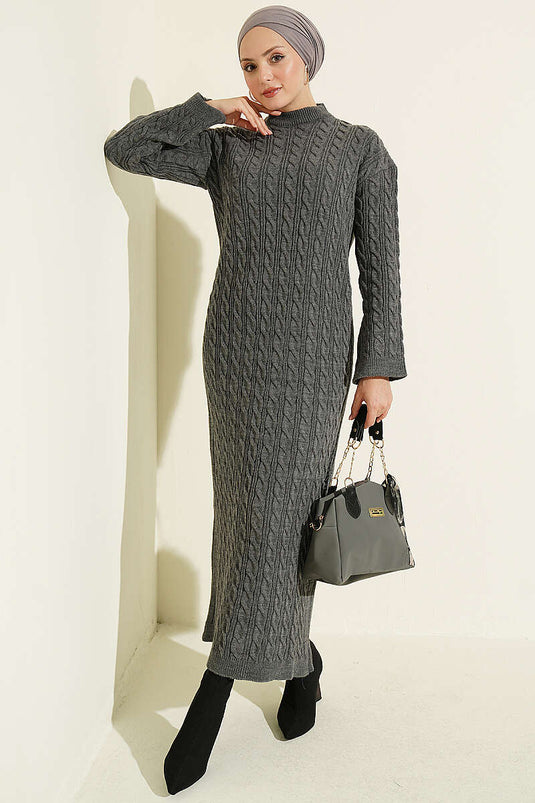 Gemustertes Strickkleid In Rauchgrau