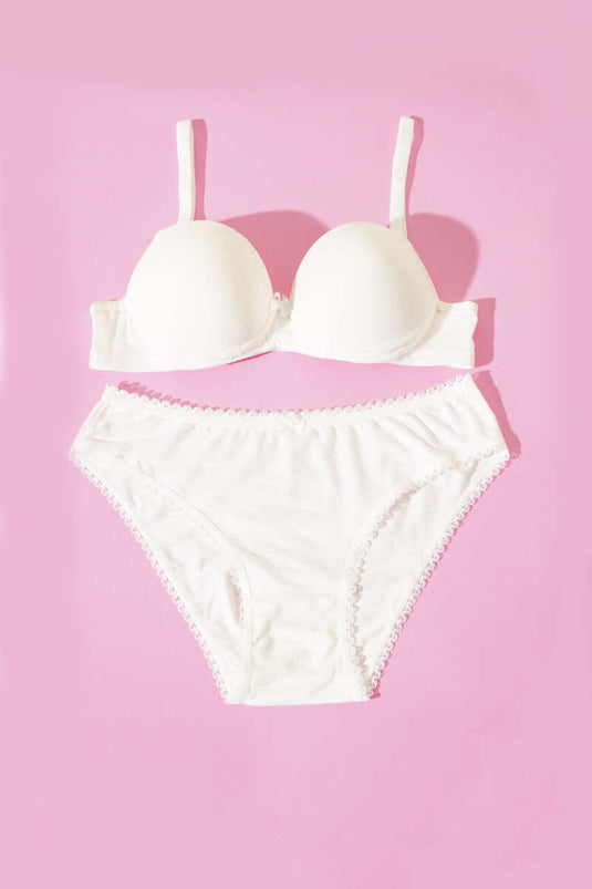 طقم حمالة صدر مبطنة ذات نمط ذاتي بلون بيج فاتح