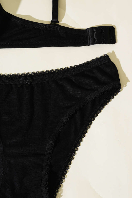 طقم حمالة صدر بدون بطانة منقوش ذاتي اللون أسود