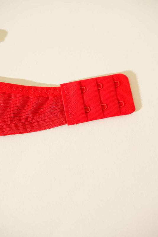 حمالة صدر مخططة غير مبطنة باللون الأحمر