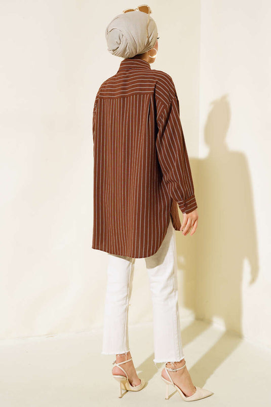 قميص فضفاض مخطط مستقيم بني