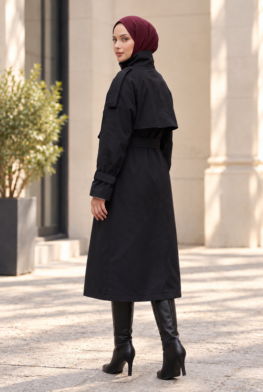 Abrigo Trench Largo Con Cuello Acolchado En Negro