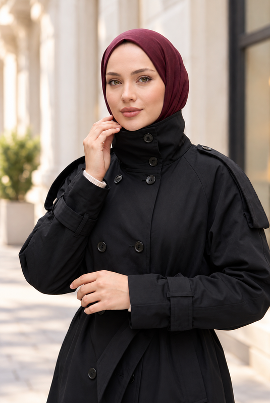 Abrigo Trench Largo Con Cuello Acolchado En Negro