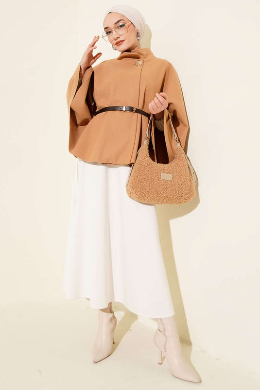 Dik Yaka Gold Düğmeli Kaşe Panço Camel