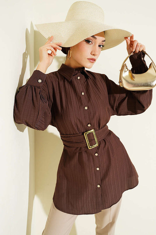 Camicia a righe con fibbia rettangolare color caffè