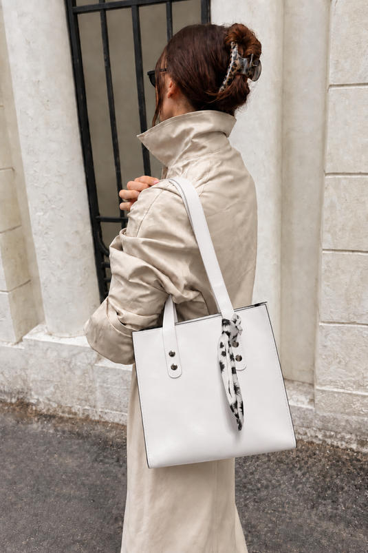 Borsa Rettangolare Bianca Con Dettaglio Sciarpa