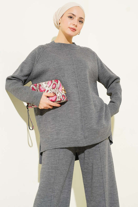 Basis gebreide tweedelige set met stikseldetails, roetgrijs