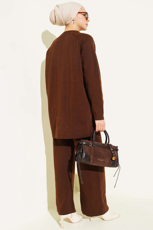 Ensemble deux pièces basique en maille avec détails de surpiqûres, marron café