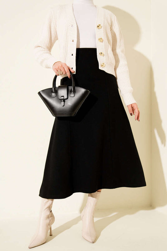 تنورة سوداء من الكشمير المضلع المخيط