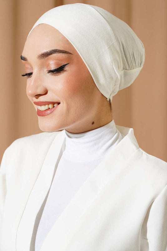 Seamless Slip-on Bonnet, Ecru