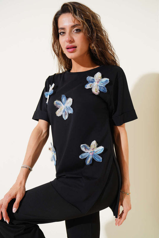 تي شيرت أسود بأكمام مزدوجة من قماش التول المزهر