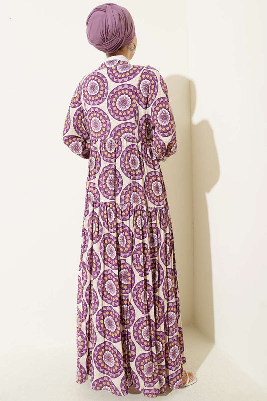 Kleid mit Knopfdetails und Muster, Lila