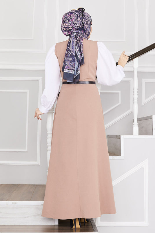 سترة حجاب بحزام وأزرار من المنك