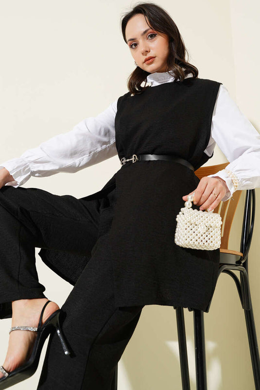 بدلة سوداء بثلاث قطع مع حزام وأزرار