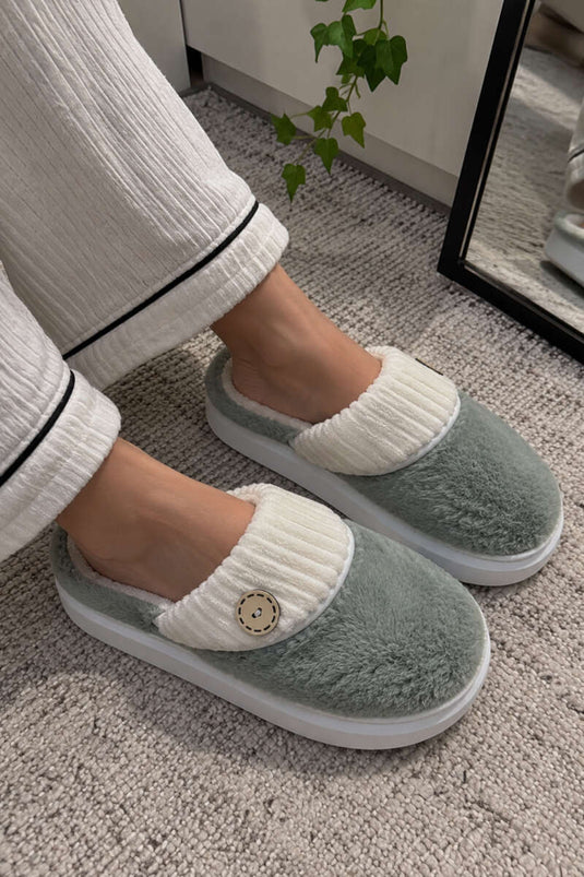 Groene Pluche Huis-Slippers Met Knopdetail