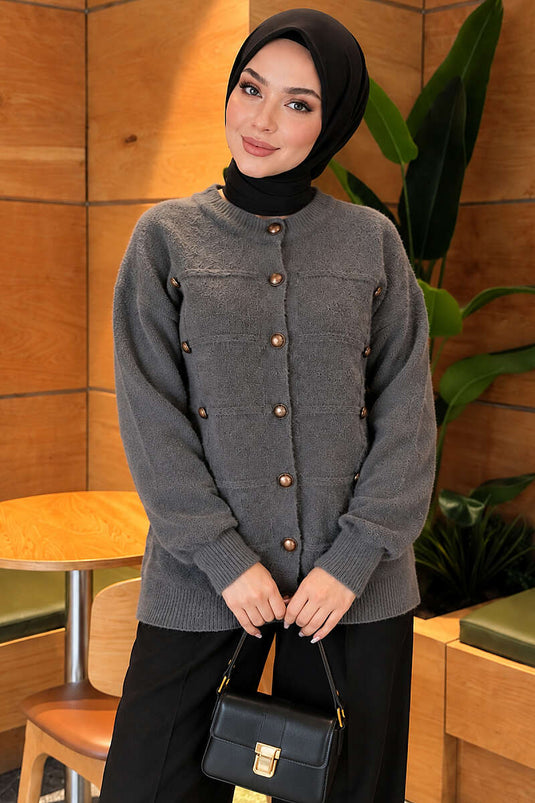 Knopf-Detail Rauchgrauer Cardigan